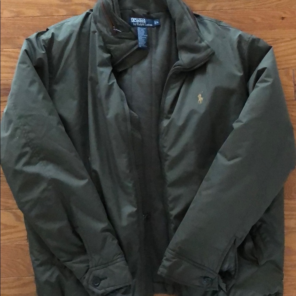 Shell- 100% polyester  Lining-100%cotton
